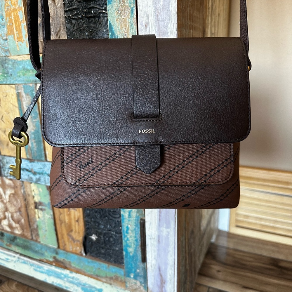 Fossil Women’s Small Crossbody Bag